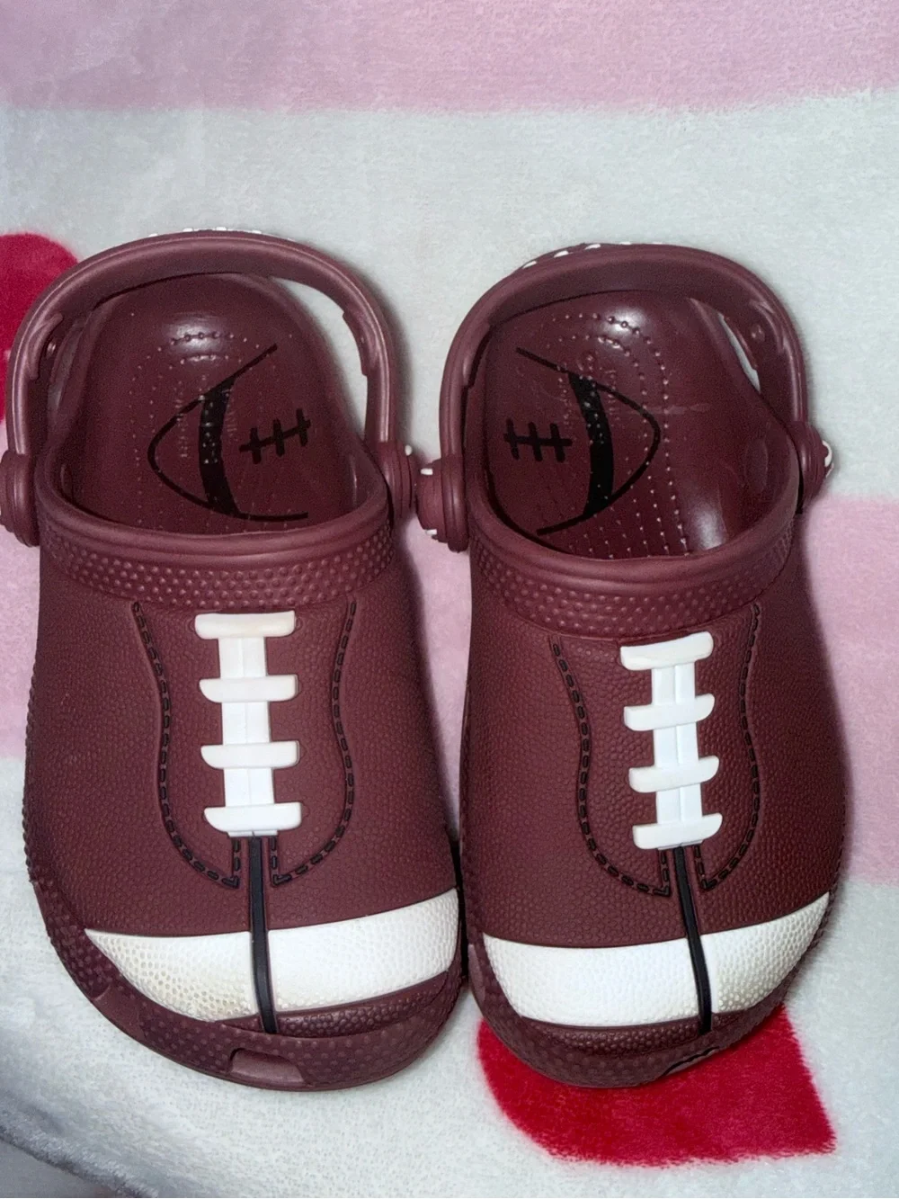 CROCS Kids Brown & White Football Clog Sandals, Size 11C